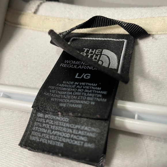 The North Face Jacket - Picture 6 of 6